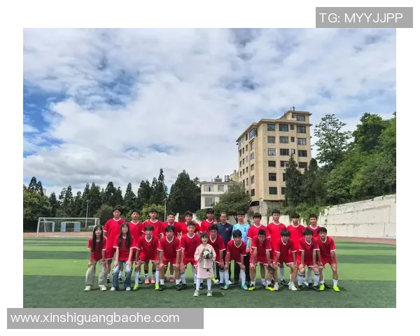 明星们的足球梦：当娱乐圈与绿茵场相遇的精彩瞬间